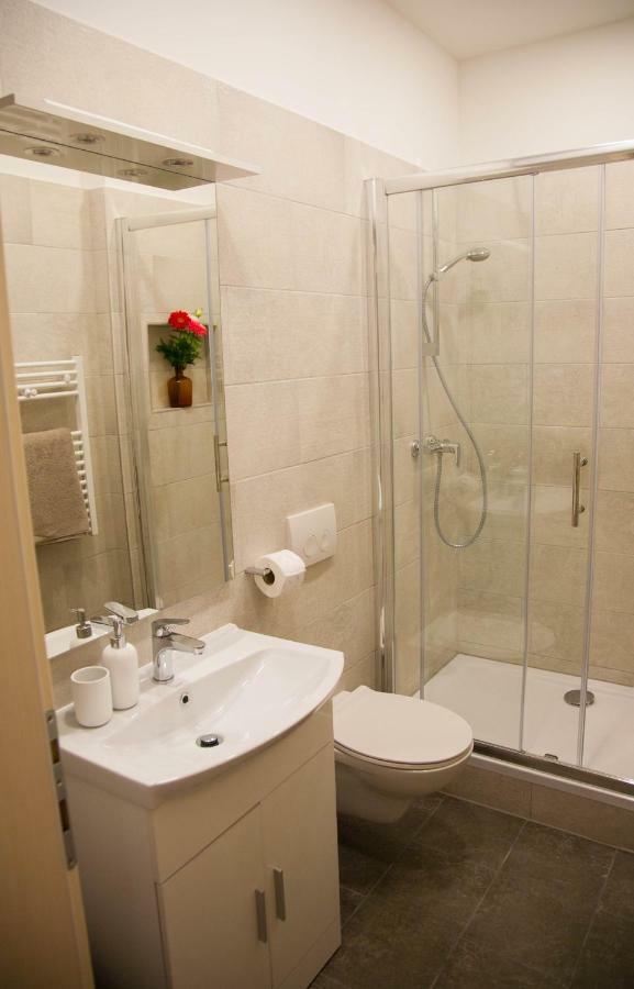 Soukki Town Centre Suites 1 Split Zewnętrze zdjęcie