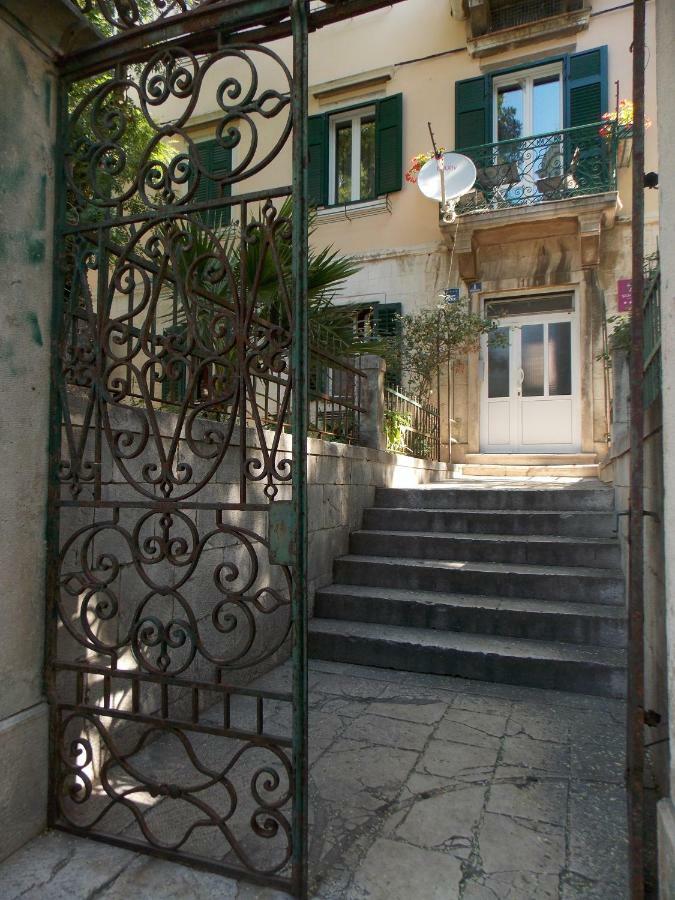 Soukki Town Centre Suites 1 Split Zewnętrze zdjęcie